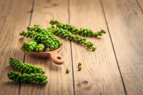 green peppercorns